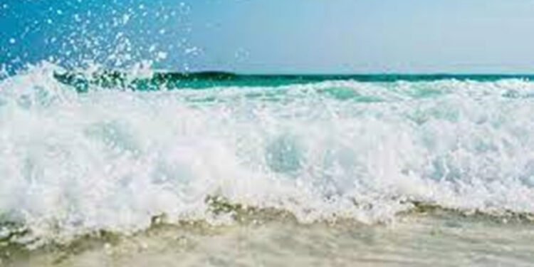 நாட்டைச் சூழவுள்ள கடற்பரப்புகளில் வானிலை மற்றும் கடல் நிலை..