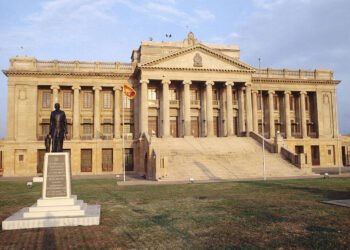 புதிய அமைச்சரவை இன்று பதவியேற்பு