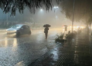 வடக்கு மற்றும் கிழக்கு மாகாணங்களில் அவ்வப்போது மழை