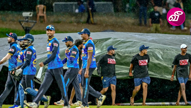 முதலாவது விக்கெட்டை ஷிராஸ் கைப்பற்றிய ஆட்டம் 21 ஓவர்களுடன் மழையினால் கைவிடப்பட்டது